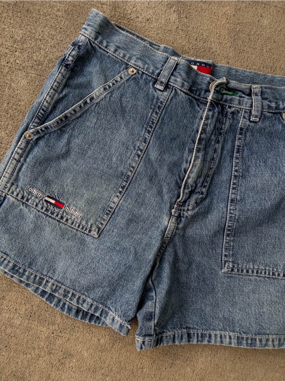 Vintage 90s Tommy Hilfiger jeans denim cargo shorts high rise - Picture 5 of 6